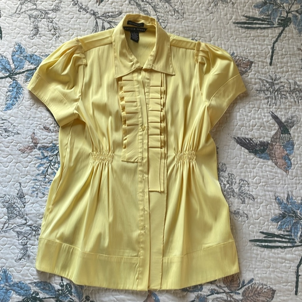 V Neck Ruffled Short Sleeve Button Down Collared Shirt